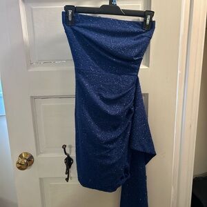 Elegant Blue Strapless Dress